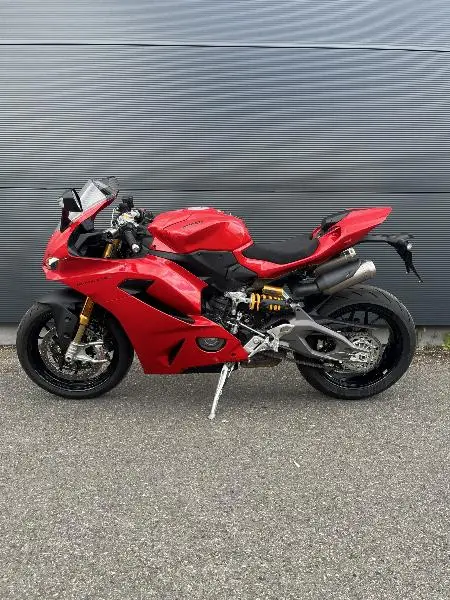 Panigale V2S 890