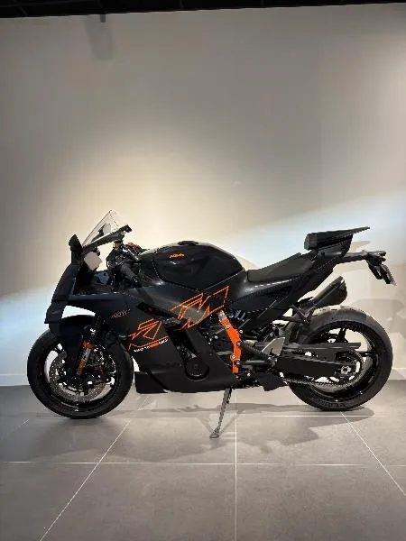 990 RCR