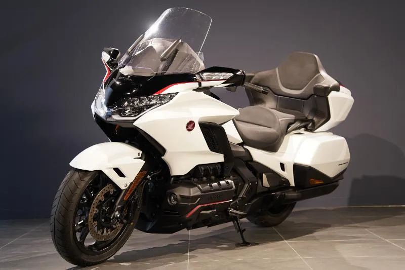 GL 1800 GOLDWING TOURING DCT