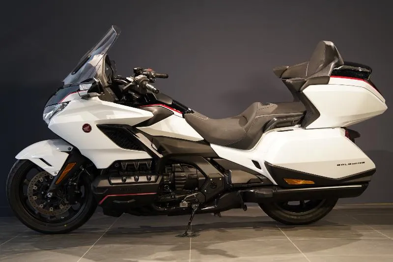 GL 1800 GOLDWING TOURING DCT
