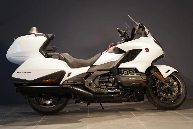 GL 1800 GOLDWING TOURING DCT