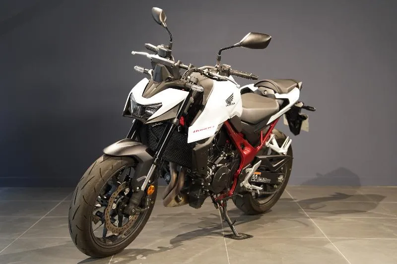 CB 750 HORNET