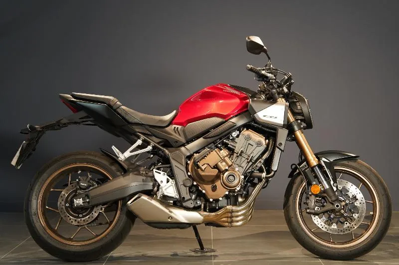 CB 650 R