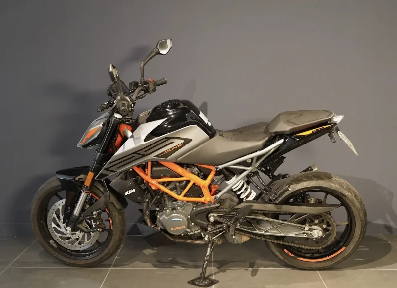 125 DUKE