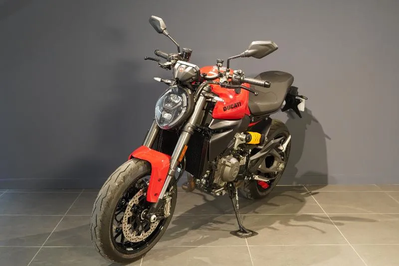 MONSTER V2 890 RED