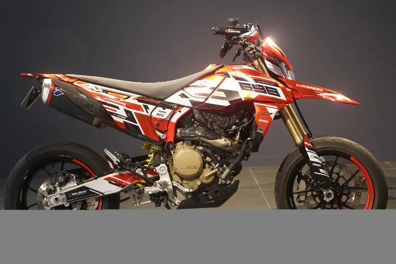 HYPERMOTARD