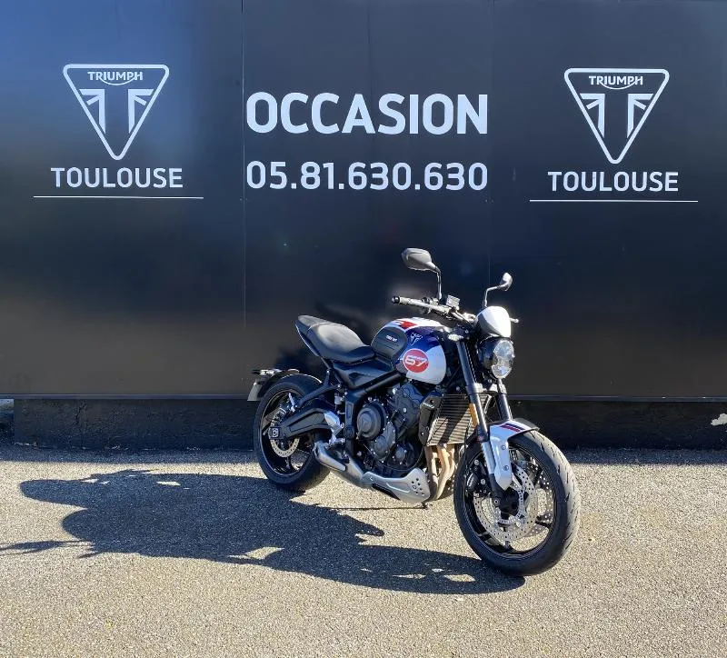 TRIDENT 660