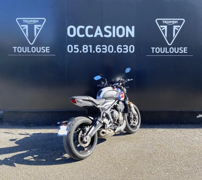TRIDENT 660