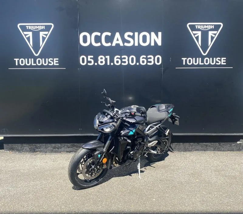 STREET TRIPLE 765 RS