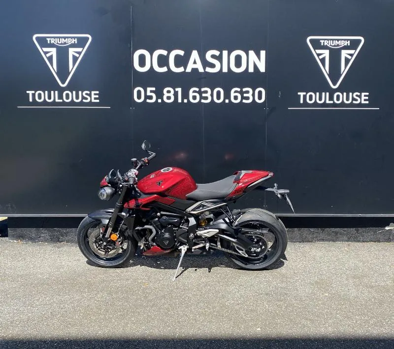 STREET TRIPLE 765 RS