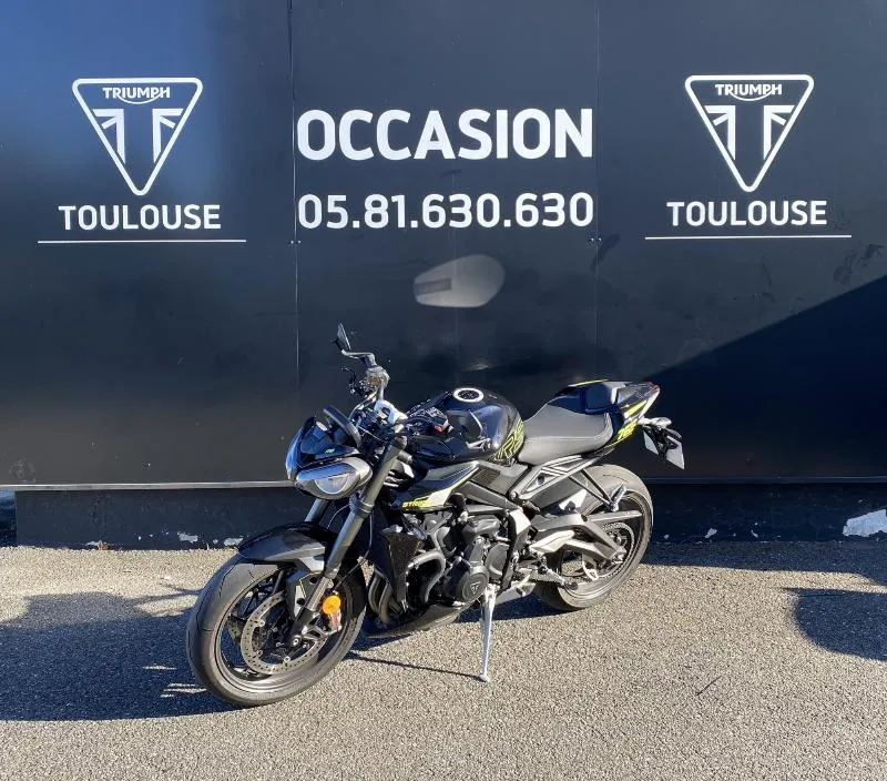 STREET TRIPLE 765 RS