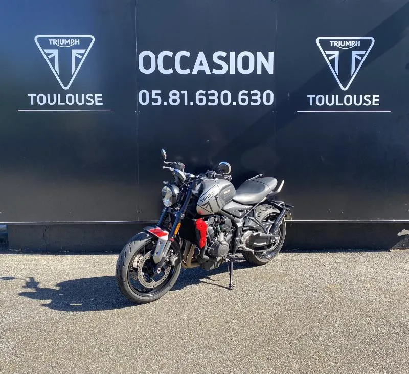TRIDENT 660