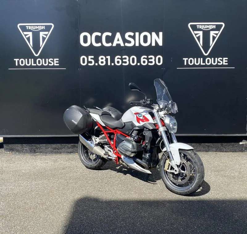 R 1200 R