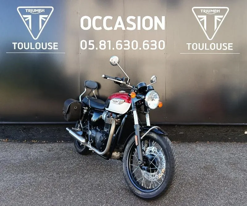 Bonneville T100