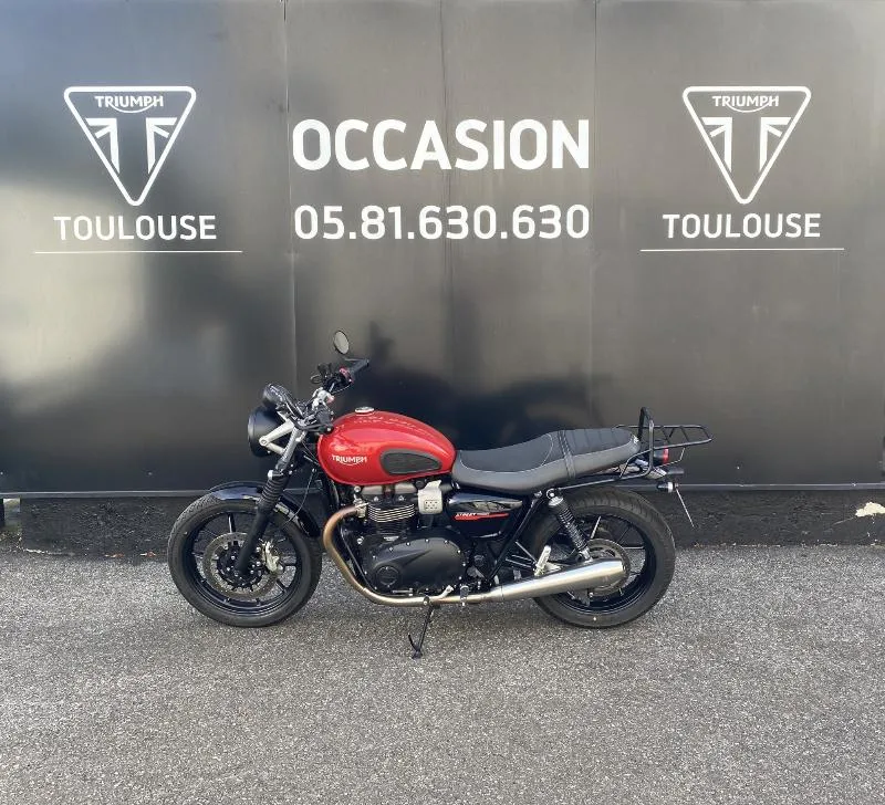 STREET TWIN  900