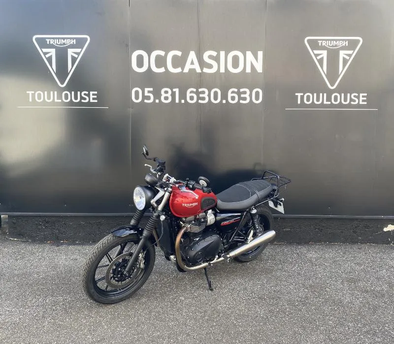 STREET TWIN  900