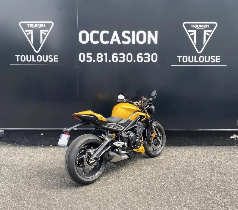 STREET TRIPLE 765 RS