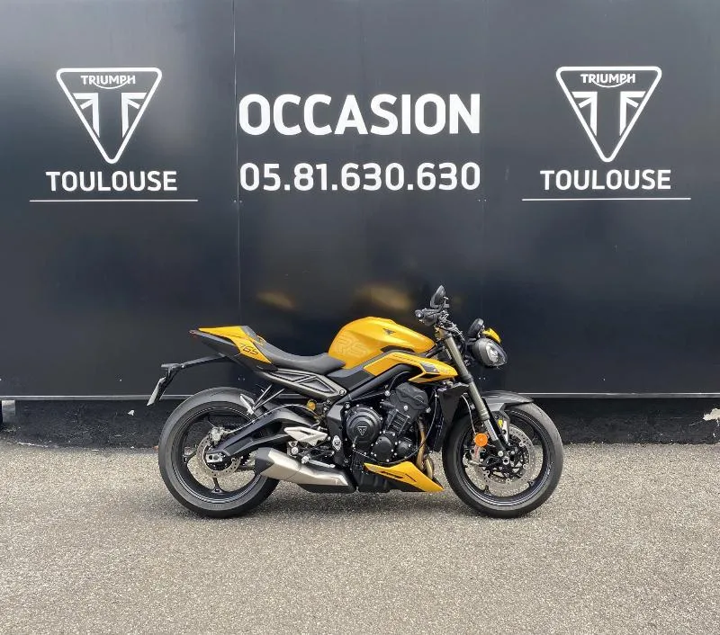 STREET TRIPLE 765 RS