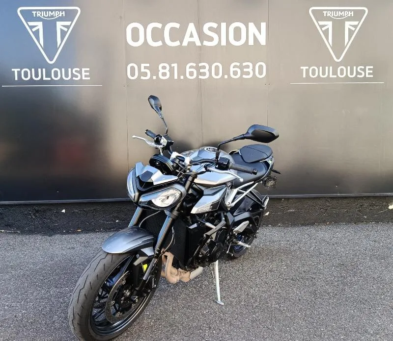 STREET TRIPLE 765 R