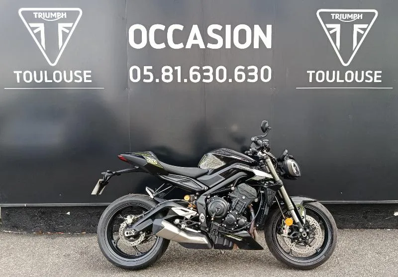 STREET TRIPLE 765 RS