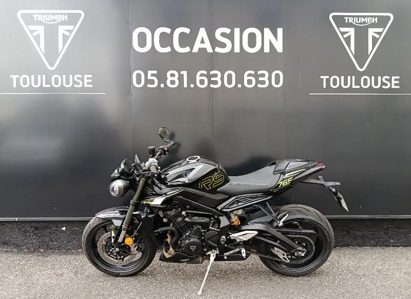 STREET TRIPLE 765 RS