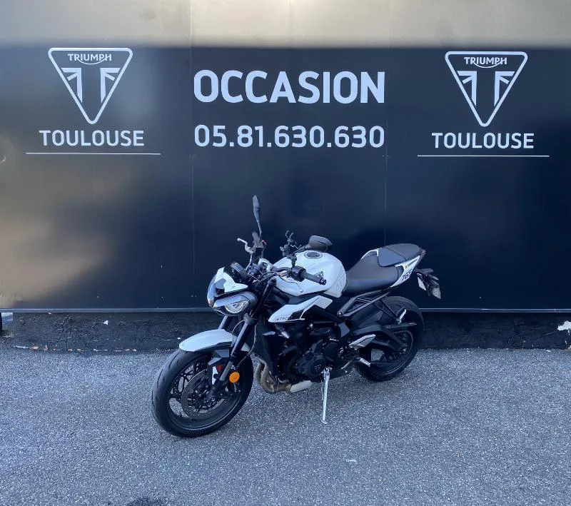 STREET TRIPLE 765 R