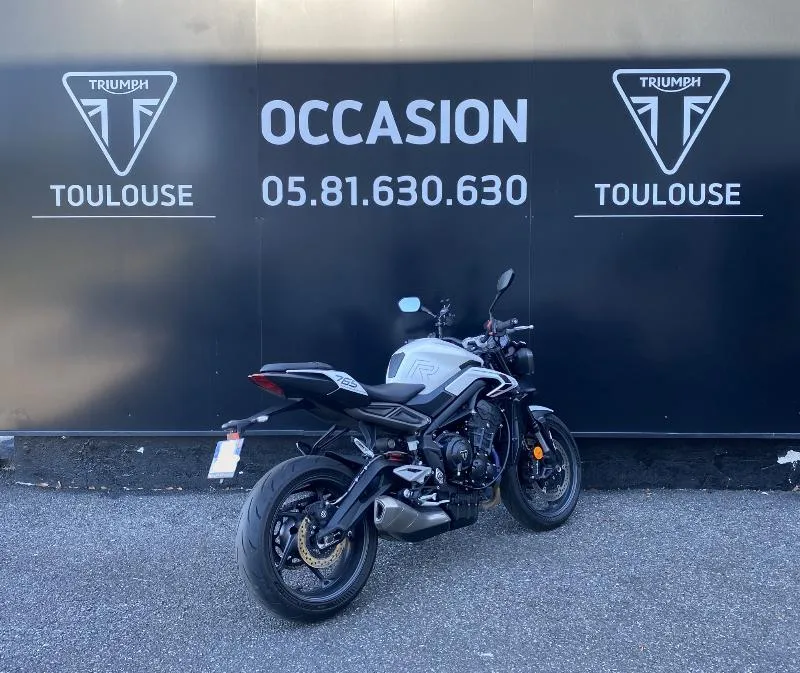 STREET TRIPLE 765 R