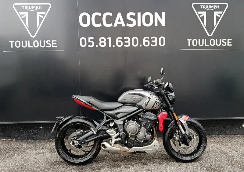 TRIDENT 660