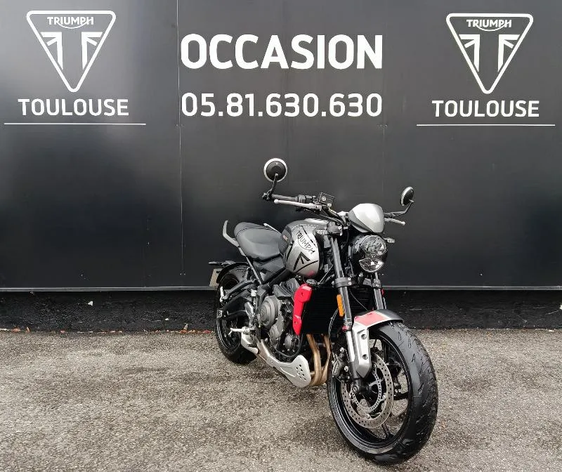 TRIDENT 660