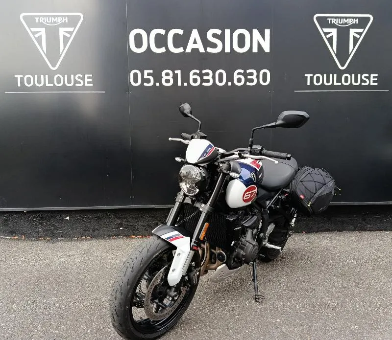 TRIDENT 660