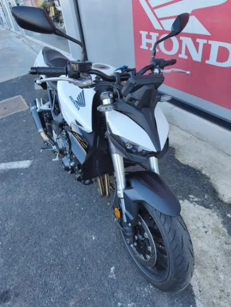 CB 1000 Hornet