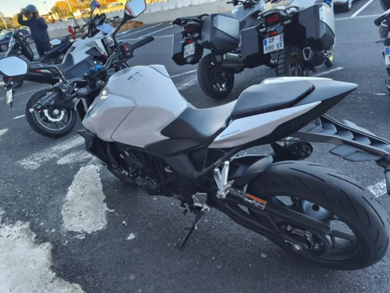 CB 1000 Hornet
