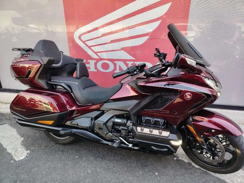 GL 1800 GOLDWING TOURING DCT