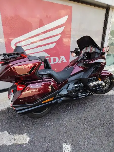 GL 1800 GOLDWING TOURING DCT
