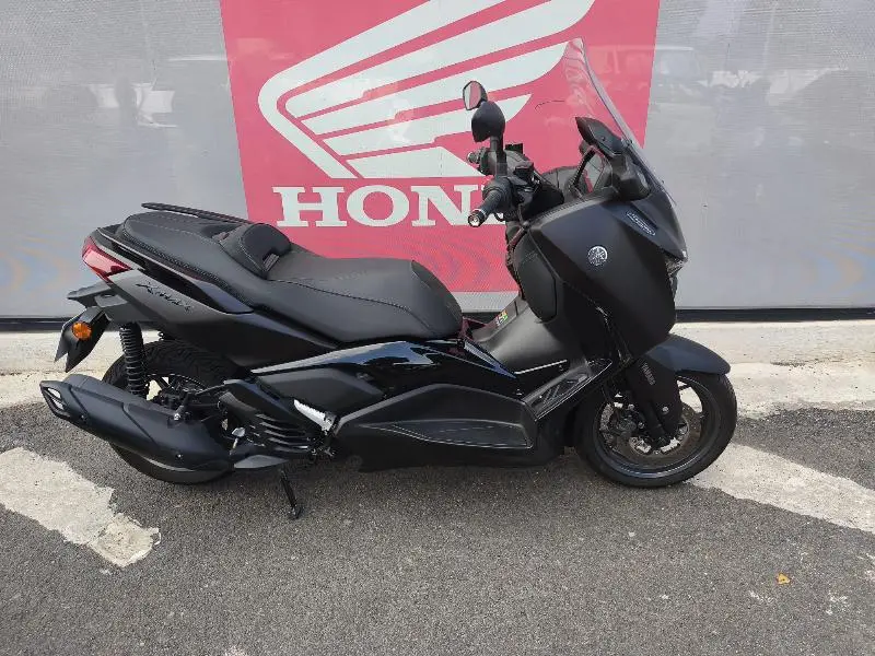 XMAX 125 TECH MAX