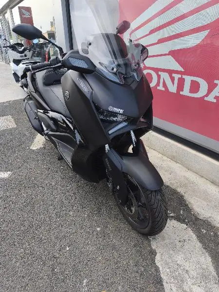 XMAX 125 TECH MAX