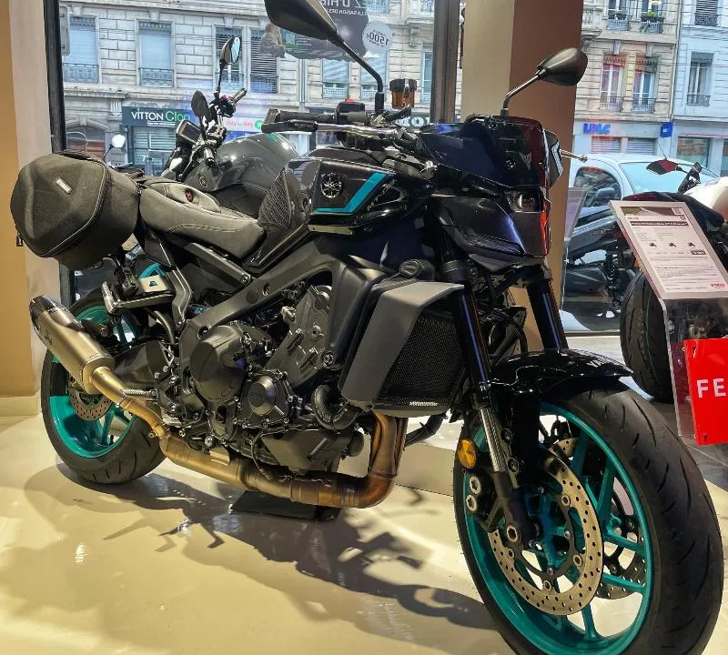 MT09