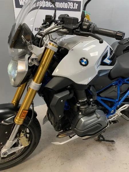 R 1200 R