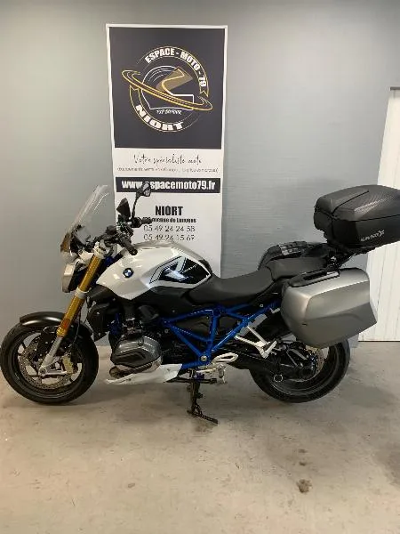 R 1200 R