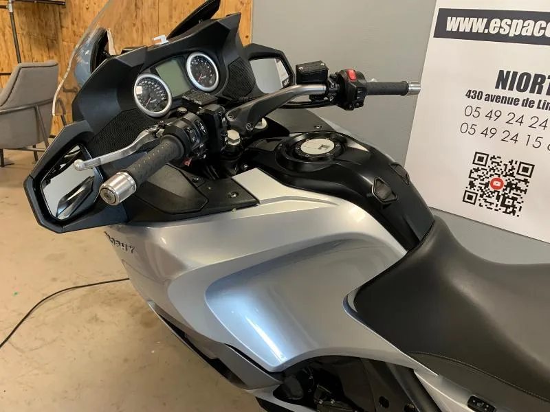 TROPHY 1200