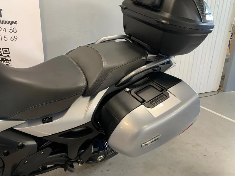 TROPHY 1200