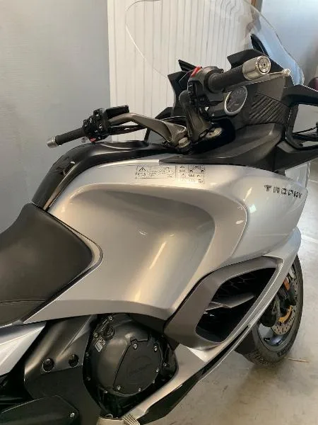 TROPHY 1200