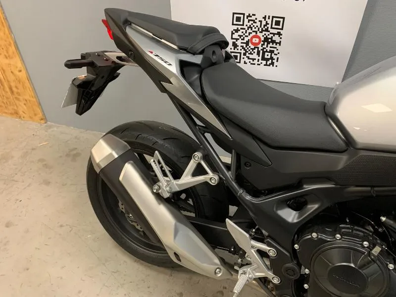 CB 750 HORNET