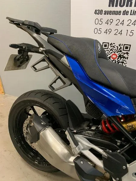 F 900 XR