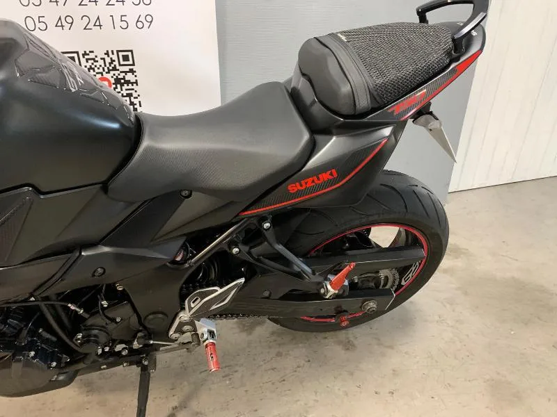GSR 750