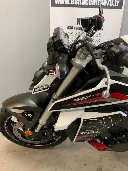 GSXS 950