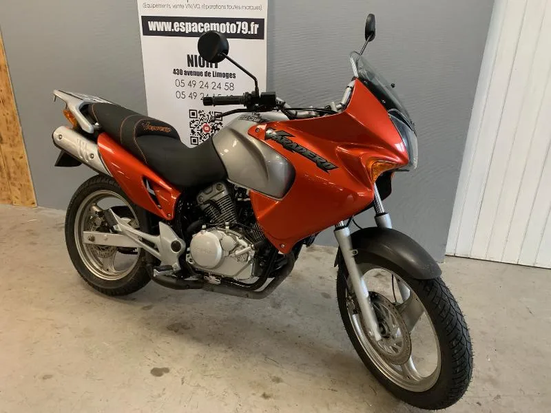 VARADERO 125