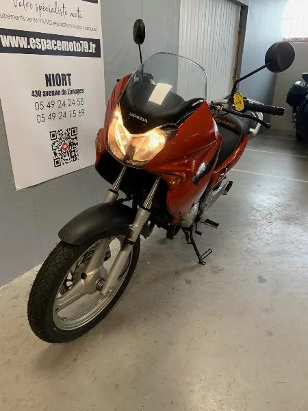 VARADERO 125