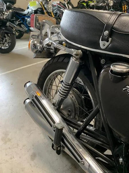 CB 750