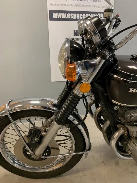 CB 750
